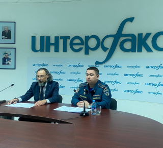 Руководитель свердловского филиала «Россети Урал» Алексей Смушкин рассказал о правилах безопасности для населения и ожидаемых нагрузках на сеть в период новогодних каникул